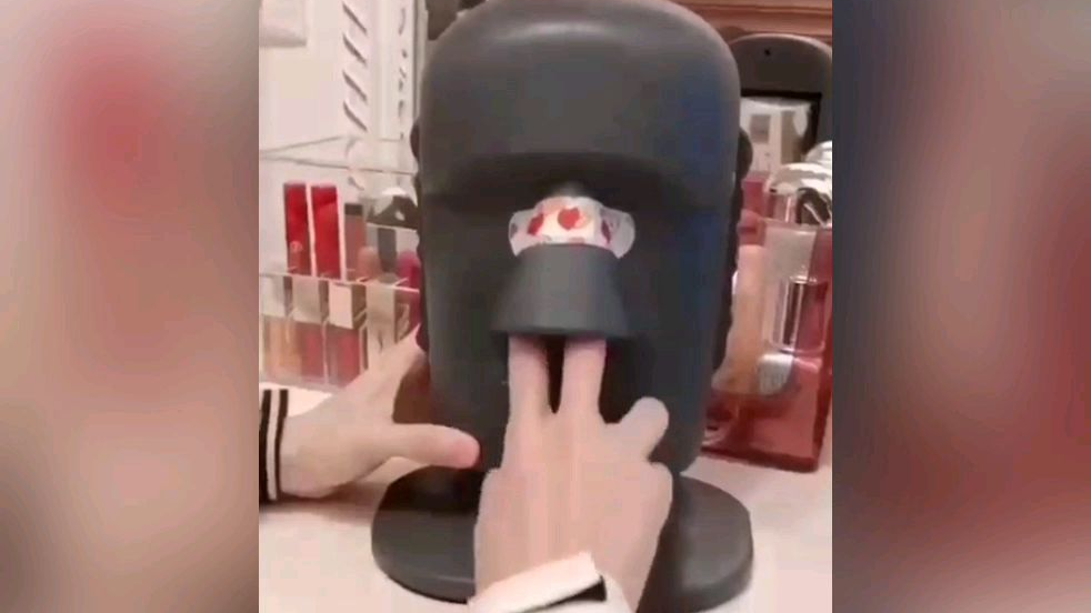 网上那些沙雕用品!